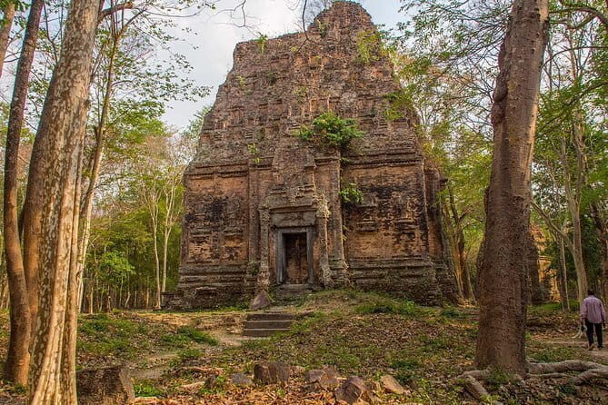 1-Day Angkor Wat Cycling Tour: Scenic Bike Adventure in Siem Reap - Should you book this Angkor Wat cycling tour?
