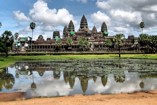 1-Day Angor Wat Small Circuit Tour with Sunset - Ta Prohm and Ta Nei: Trees, Stones, and a Much-Needed Breather