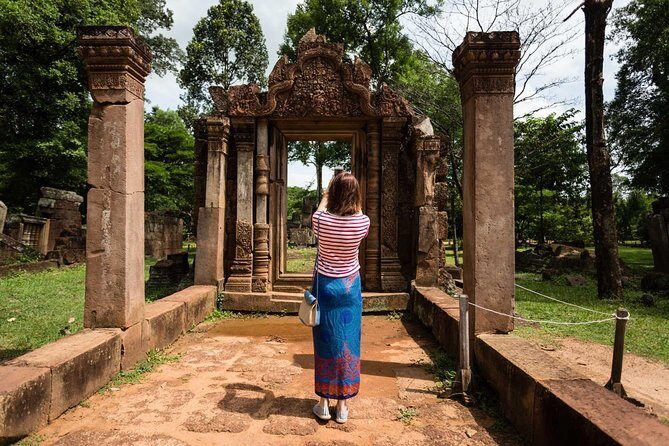 2-Day : Angkor Sunrise, Kompong Phluk Sunset & Banteay Srei Tour - Kompong Phluk Floating Village and Tonle Sap Sunset: The Most Calm Part of the Day