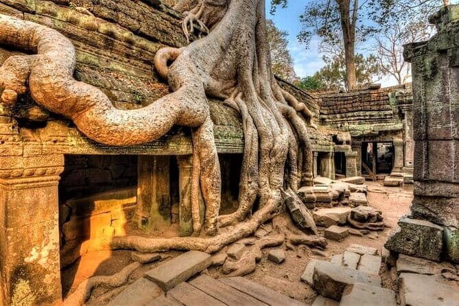 2 Day Cambodia Private Guided Tour in Angkor Temples - Day 1: Angkor Thom South Gate to Phnom Bakheng at sunset