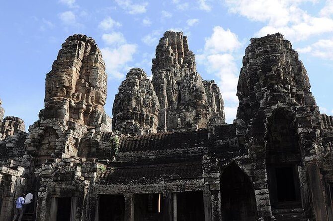 2-Day Eight Temple Tour with Optional Sunrise - Key things you’ll notice right away
