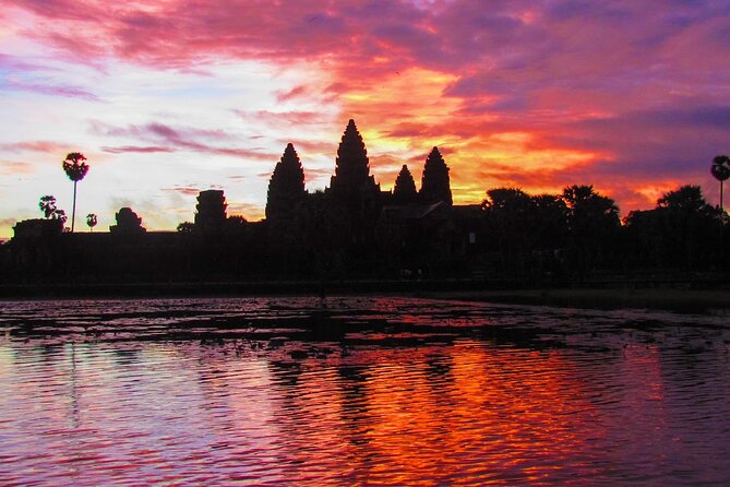 2-Day Phnom Penh to Siem Reap and Angkor Wat Temples - Day 2: Sunrise Angkor Wat at 4:45am