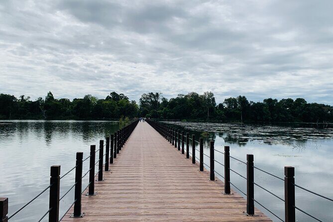 2 Days Angkor temples with Sunrise & Sunset - Banteay Srei: small temple, big detail work