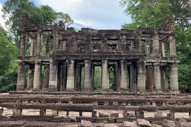 2 Days Angkor temples with Sunrise & Sunset - The quieter classics: Banteay Samre, Eastern Mebon, Ta Som, Neak Pean, Preah Khan