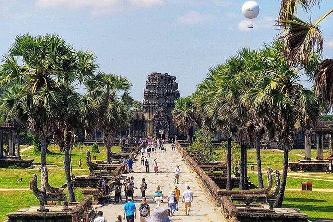 2-Days Tour (The Best Historical of Khmer Empire) - Pre Rup Sunset: The One Moment to Time Properly
