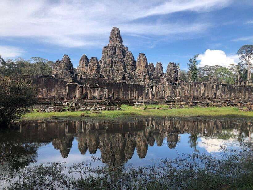 3-Day Exploring Angkor Wat & Siem Reap Highlights Tour. - Guides make the difference here