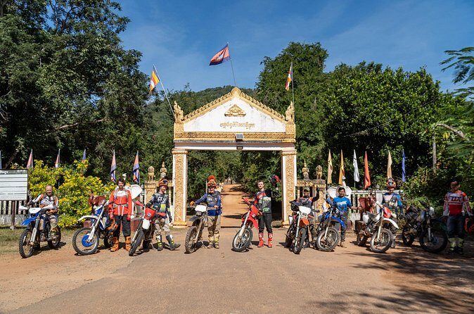 5 Days - Cambodia Ancient Trails & Jungle Temples - Day 4: Sambor Prei Kuk and Forest Trails to Pre-Angkorian Ground