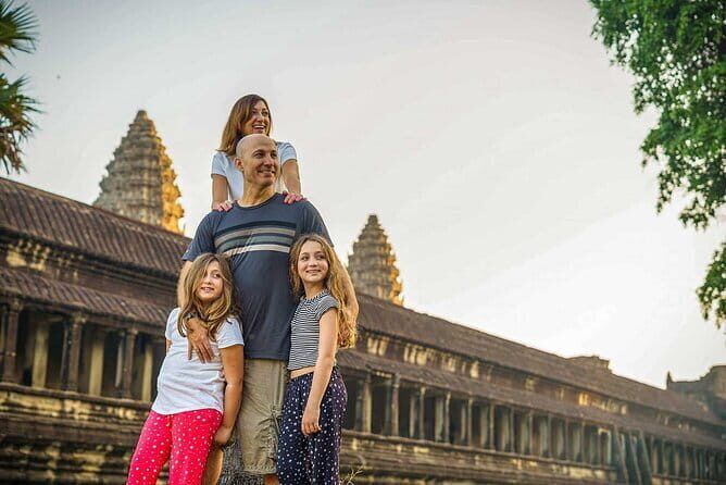 A Day Trip to Angkor Wat, Bayon, Taprohm from Phnom Penh - Bayon’s faces at Angkor Thom: afternoon focus and stone detail