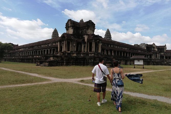 Afternoon Angkor Wat Private Tour with Sunset - Private pickup and an air-conditioned game plan that matters in Siem Reap