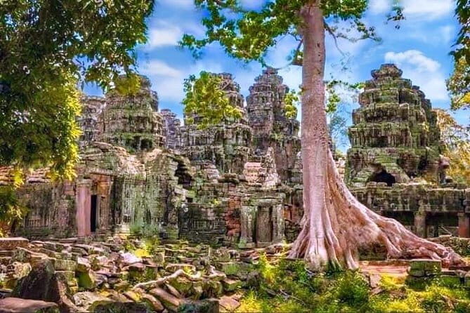 Amazing full day TUKTUK tour - Angkor Thom highlights: South Gate, Bayon’s four faces, and the royal core