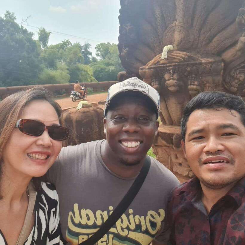 An Unforgettable Road Trip from Phnom Penh to Siem Reap - A 6-hour Phnom Penh to Siem Reap road trip that feels like more than transport