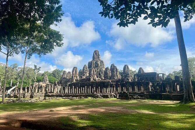 Angkor Wat 1-Day Tour by Private Car or Minivan - Guide quality is the whole story here