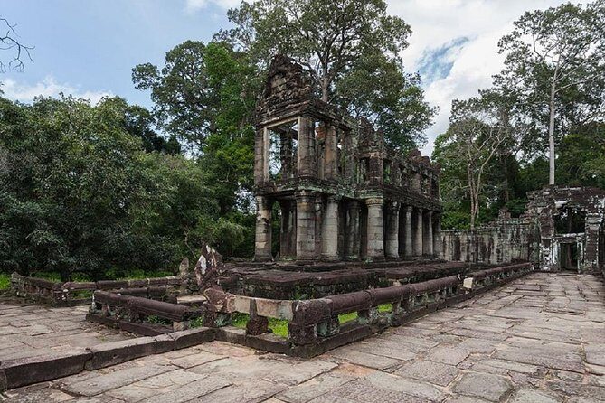 Angkor Wat 3-Day Temple Tours - Day 2: Kampong Phluk on Stilts and the Roluos Group’s Early Khmer Roots