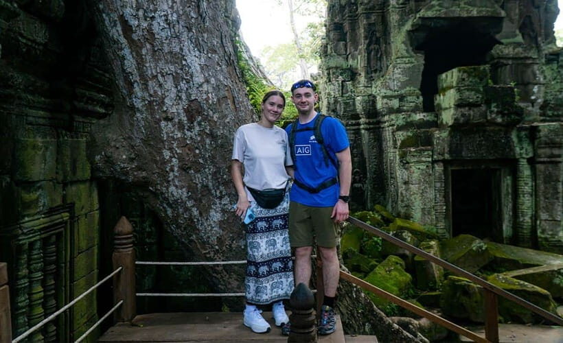 Angkor Wat: Guided Vespa Tour / Tuk Tuk or Car - Srah Srang Lunch Break: A Much-Needed Reset in the Middle of the Day