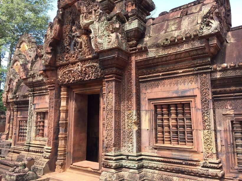 Angkor Wat, Small Circuit Private Tour with Banteay Srei - Angkor Wat: more than one famous photo spot