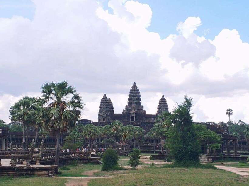 Angkor Wat, Small Circuit Private Tour with Banteay Srei - Ta Keo: the “in-between” temple that deserves your attention