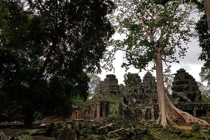 Angkor Wat Small Circuit Tour - Guides that make the temples click: Pat, Sophal, Pal Chen, Bunpheng, Pheng