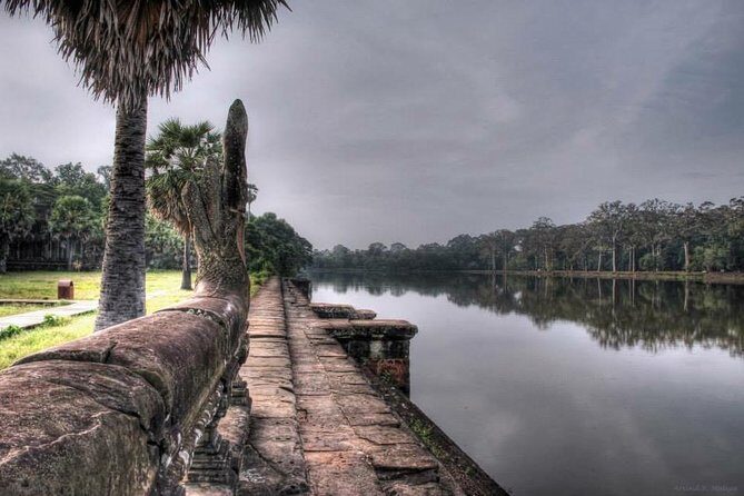 Angkor Wat Sunrise Experience – Ultimate 1-Day Guided Temple Tour - Entering the 4:30am rhythm: sunrise at Angkor Wat