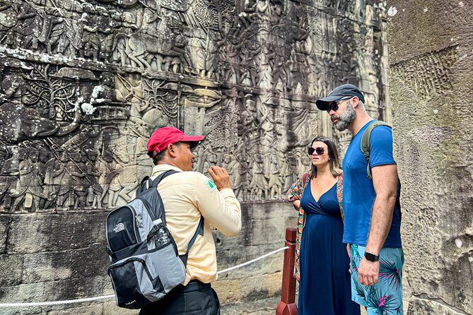 Angkor Wat Sunrise Small Group Tour With Breakfast - Angkor Thom South Gate: finish with a bold entrance