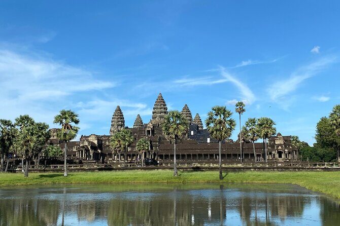 Angkor Wat Sunrise Tour & Archaeological Park Exploration - Bayon Temple: Khmer Faces and Jayavarman VII Context