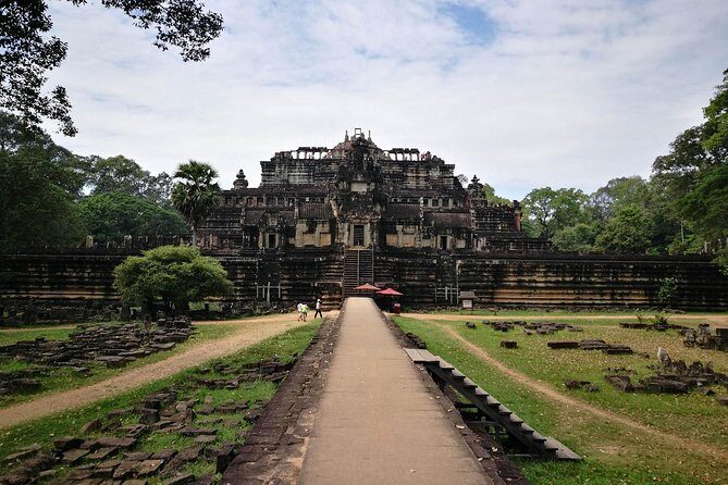 Angkor Wat Sunset Tour - Guides and Drivers: The Human Part That Makes Temples Make Sense
