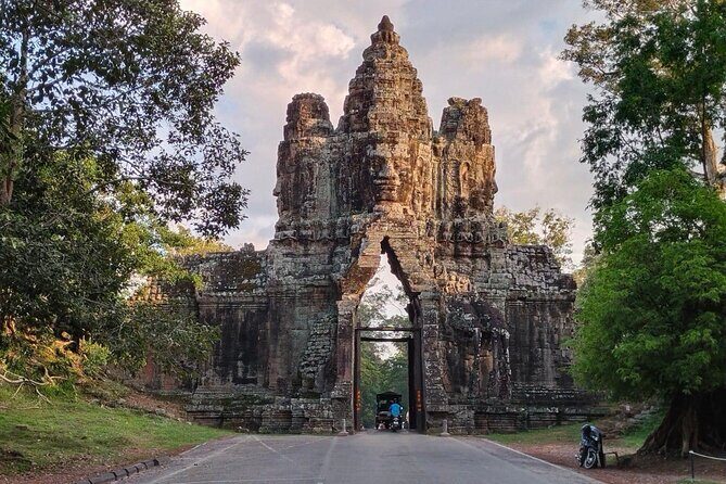 Angkor Wat Temples & Kulen Elephant Forest Day Tour - What to pack for a day that can get dusty