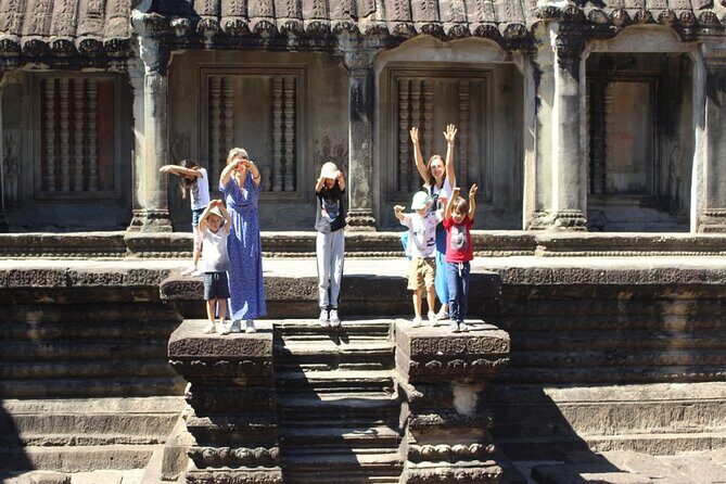 Angkor Wat Tour, Explore The Main Temples With Tour Guide - Ta Prohm: When Tree Roots Turn Stone Into a Story