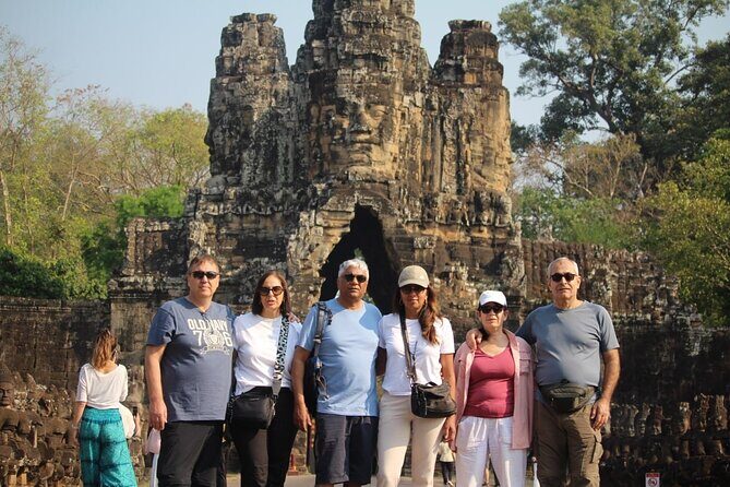 Angkor Wat Tour, Explore The Main Temples With Tour Guide - Pace, Walking, and the Reality of a Full 8-Hour Day