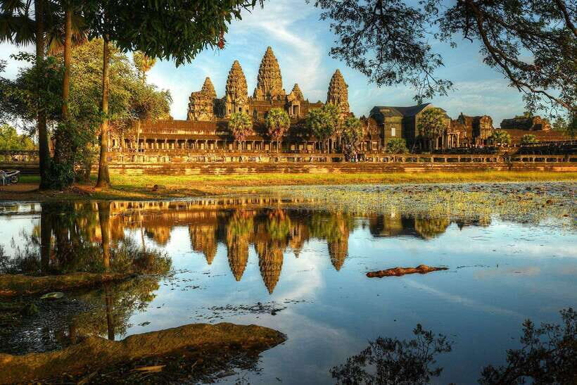 Angkor Zipline and Temple Tour with Sunset - Ziplining through Angkor jungle at Orchid House