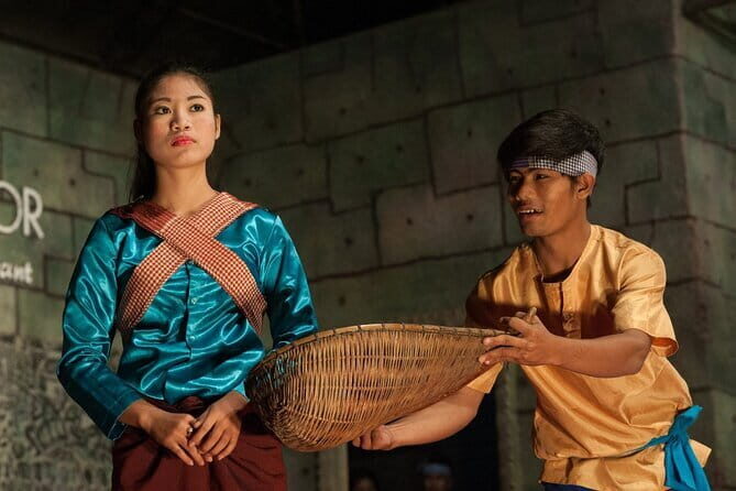 Apsara Dancing Show with Buffet Dinner Free Hotel Pick up - Buffet Dinner: What to Expect and How to Eat Smart