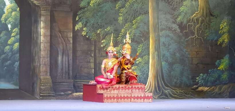 Apsara Performance Including Buffet Dinner & Hotel Pick up - Should you book this Apsara Performance with buffet dinner?