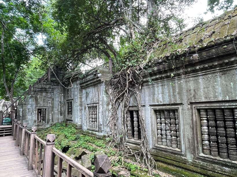 Banteay Srei, Kulen Waterfall & Beng Mealea Small-Group Tour - Peng Chrunh Amazing Cliff: short stop, big viewpoint