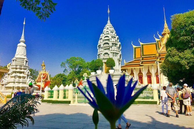Cambodia 7 Days Private Tour from Angkor Temples to Coastline - Siem Reap to Phnom Penh: Private Transfer Keeps the Week Smooth