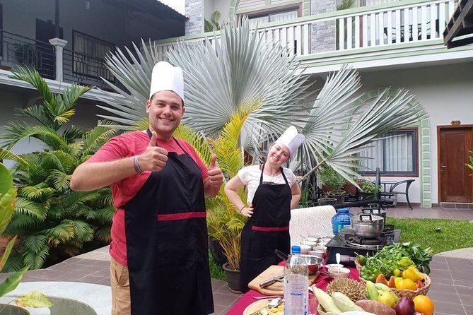 Cooking Class By Reveal Angkor Hotel Siem Reap - Psar Chaa market shopping: where your Khmer meal begins
