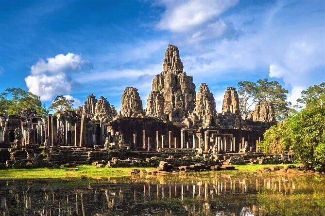Discover Cambodia 8 Days from Siem Reap to Koh Trong -Phnom Penh - Koh Trong Island: biking the car-free life and seeing village rhythms