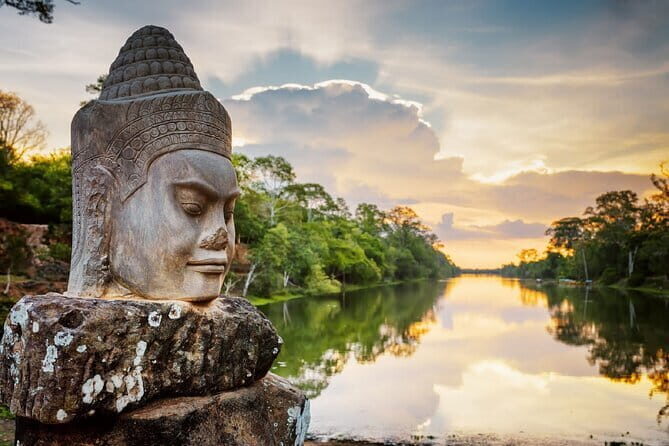 Exclusive Angkor temples and Small group temples tours - Hotel Pickup and Air-Conditioned Transport: Why This Matters at Angkor