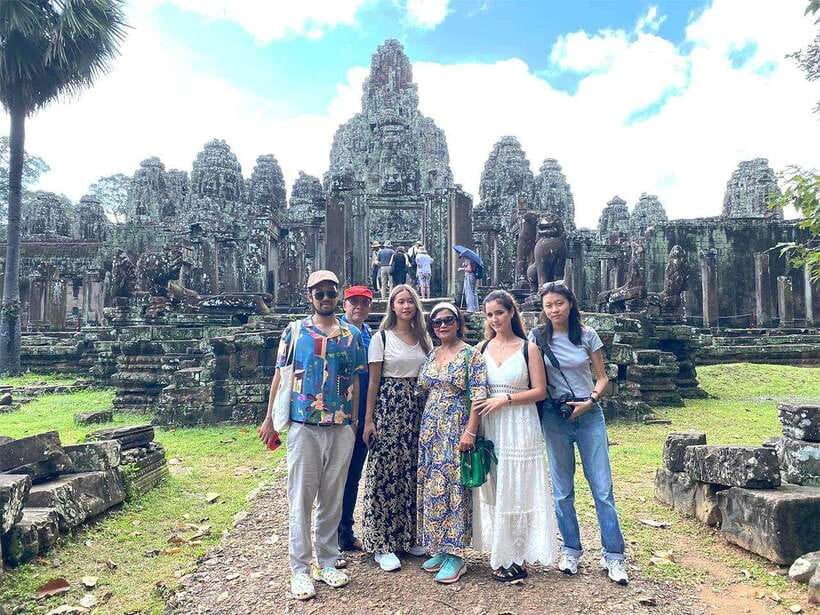 Explore Angkor Temple Sunset With Tour Guided - Hotel Pickup and the Angkor Jungle Road Trip