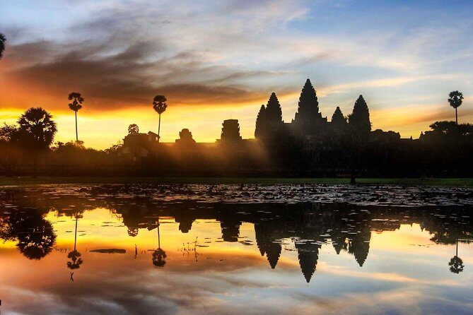 Explore Angkor Wat Temple , Bayon Temple and Jungle Temple Ta-Prohm - Comfort Tips for a Hot, Walk-Heavy Day