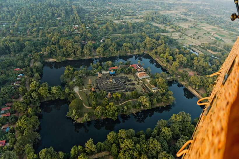 From Krong Siem Reap: Angkor Hot Air Balloon Ride w/ Pickup - Sunrise vs Sunset: Picking the light that makes Angkor pop
