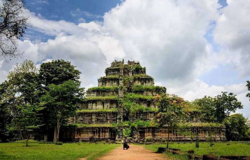 From Siem Reap: Koh Ker and Beng Mealea Temples Tour - The guide makes or breaks it: look for the English explanations and photo support