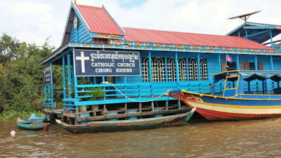 From Siem Reap: Tonle Sap Floating Villages Tour - Private boat cruising: floating houses, markets, schools, and churches