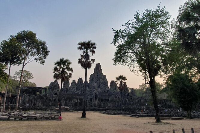 Full Day Angkor Wat Temples Tour with Pickup - The driver-guide factor: La, English support, and pacing that fits you