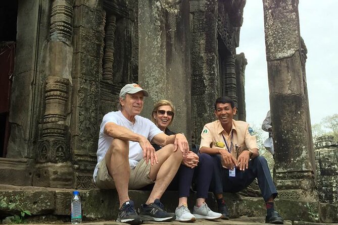 Full-Day private Angkor Temples Tour from Siem Reap - Banteay Srei: red sandstone carvings that reward close attention
