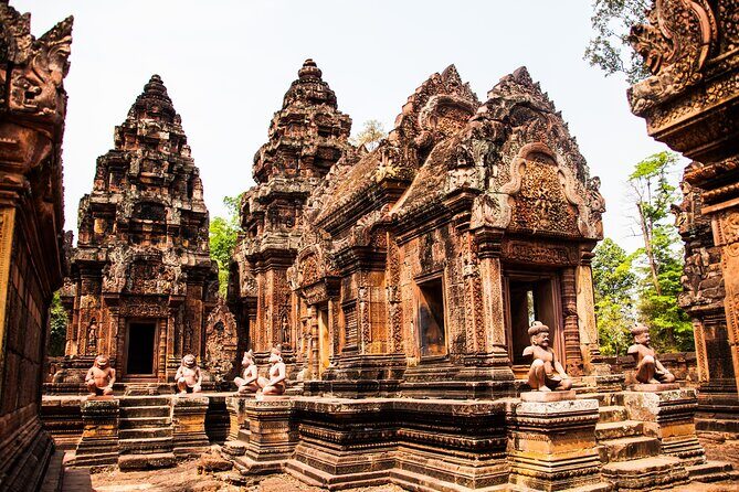 Full Day to Banteay Srei, Kulen National Park and Beng Mealea - Banteay Srei: the Lady Temple’s deep-cut carvings