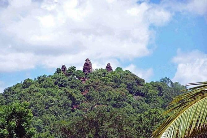 Full Day Tour from Siem Reap - Bamboo Train, Killing Cave & Sunset - Bamboo Train Battambang: The Fun Part That’s Also Surprisingly Historical