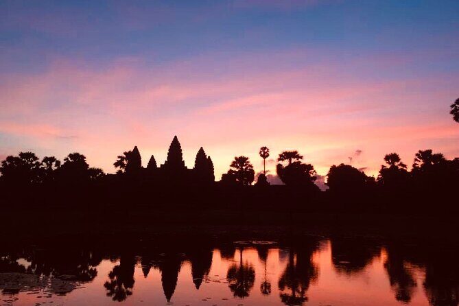 Golden Hours: Angkor wat sunrise photography tour with a pro! - A very short add-on: the Banteay Kdei note (and why it matters)