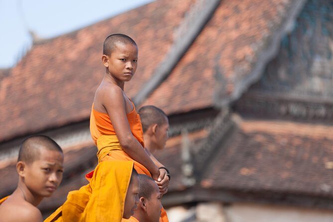 Half Day War Museum Siem Reap Killing Fields and Artisans Angkor - What a smooth private experience actually feels like
