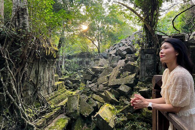 Kulen Mountain Beng Mealea and Banteay Srei Tour from Siem Reap - Phnom Kulen waterfall picnic: good food and a real mid-day reset
