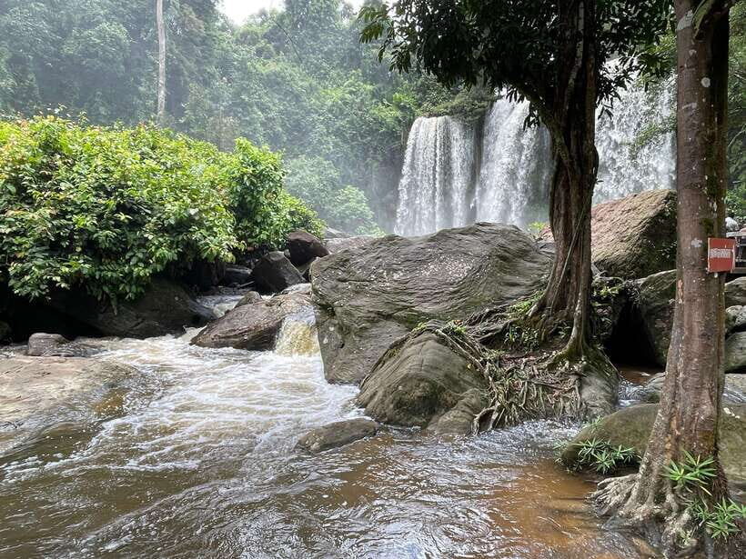 Kulen Waterfall Day Tour with Snacks Small-Group - Lunch, timing, and the bus ride rhythm