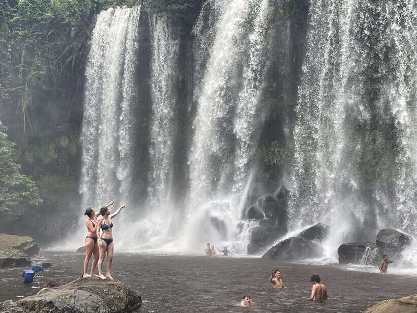 Kulen Waterfall Day Tour with Snacks Small-Group - Preah Dak Village: the calm cultural break and local cake